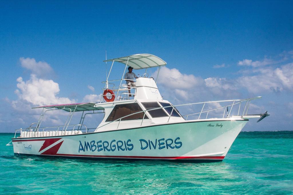 Ambergris Divers Resort San Pedro  Eksteriør billede